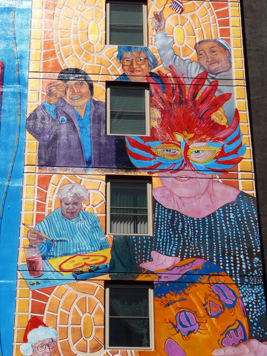 Salud mural by Dan Fontes