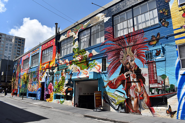 Hemlock Alley Mural Project mural by Group of Artists