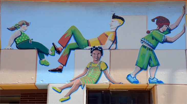 Mission Family Center mural by Rafael Landea